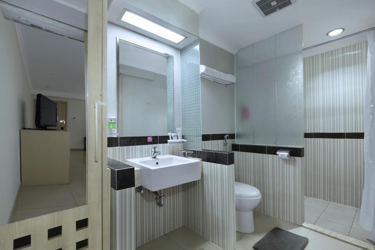 Favehotel Premier Cihampelas Bandung Exterior photo