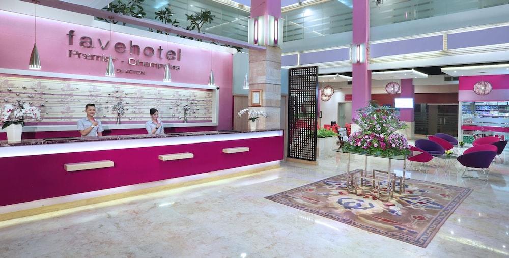 Favehotel Premier Cihampelas Bandung Exterior photo