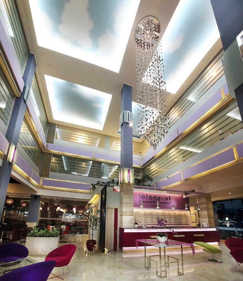 Favehotel Premier Cihampelas Bandung Exterior photo
